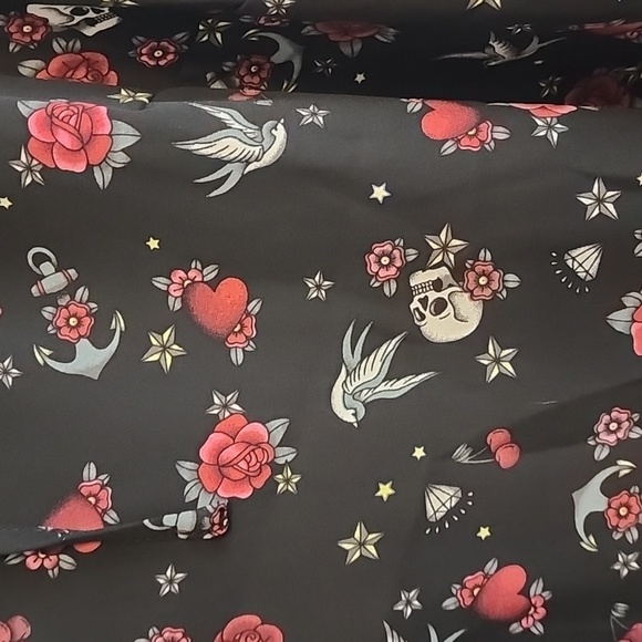 Torrid top - Picture 3 of 3